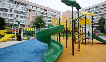 Более двух тысяч дворов отремонтируют в Москве в 2026 году