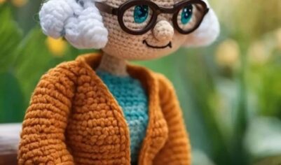 Бабушка в очках