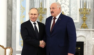 «Перепутал формат»: в Китае восхитились необычным поведением Путина на встрече с Лукашенко