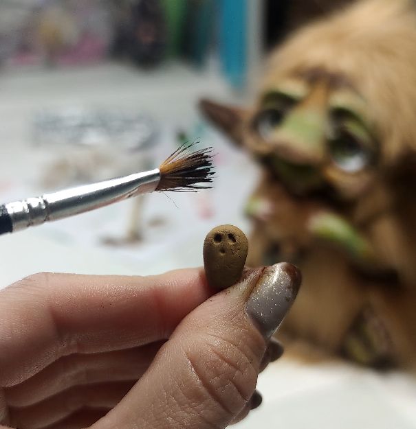 Эта новая техника в России только набирает популярность 

Рукодельницы, которые сейчас начинают создавать такие игрушки своими руками, на старте зарабатывают дополнительные 15 000р-20 000р в месяц4