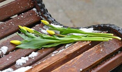 Россиянки рассказали, какие подарки от коллег на 8 Марта они считают неприятными