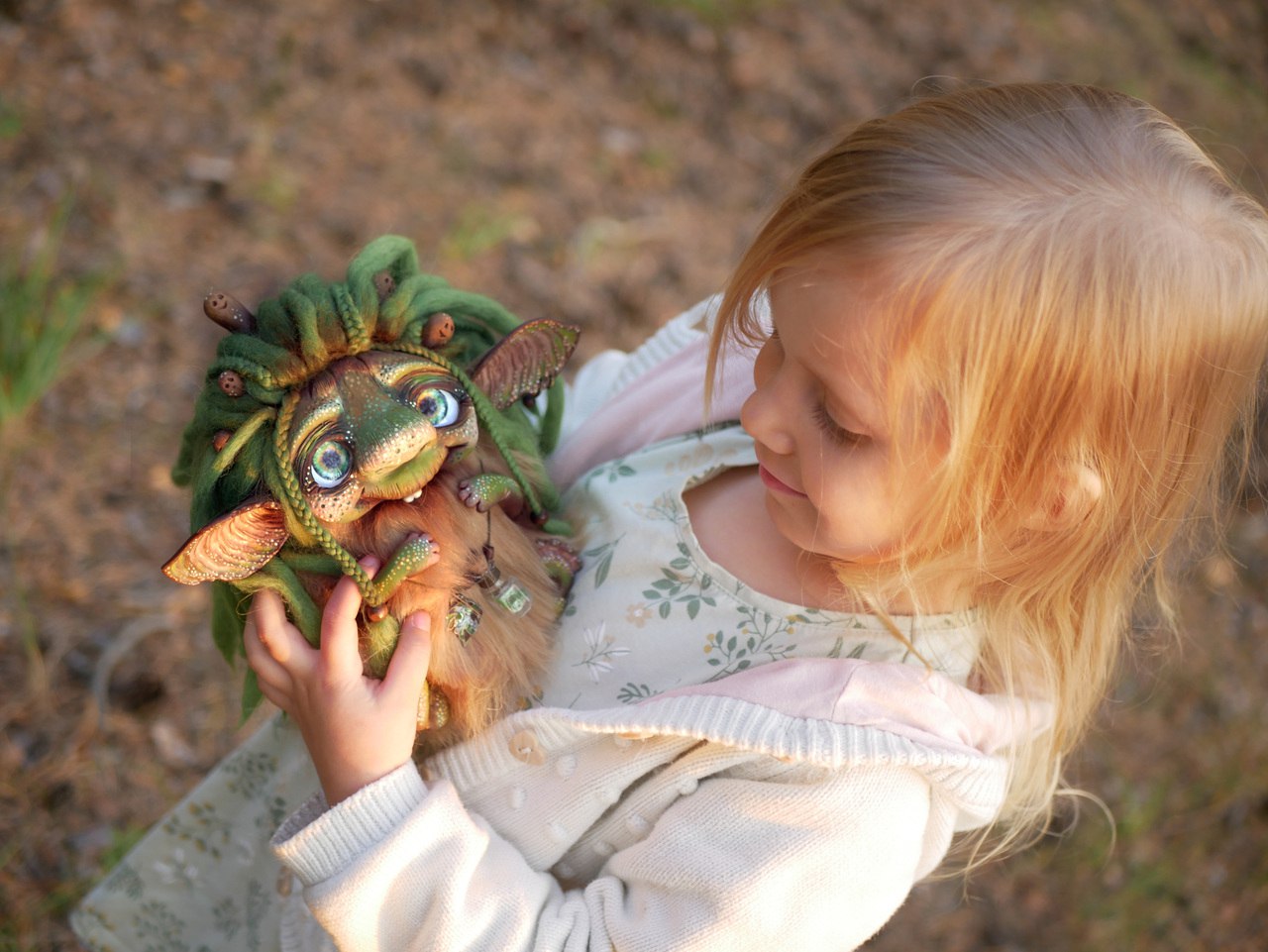 Эта новая техника в России только набирает популярность 

Рукодельницы, которые сейчас начинают создавать такие игрушки своими руками, на старте зарабатывают дополнительные 15 000р-20 000р в месяц1