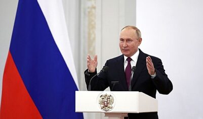 Путин вручит премии молодым деятелям культуры и литераторам