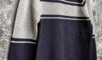 Свитер с контрастными полосами